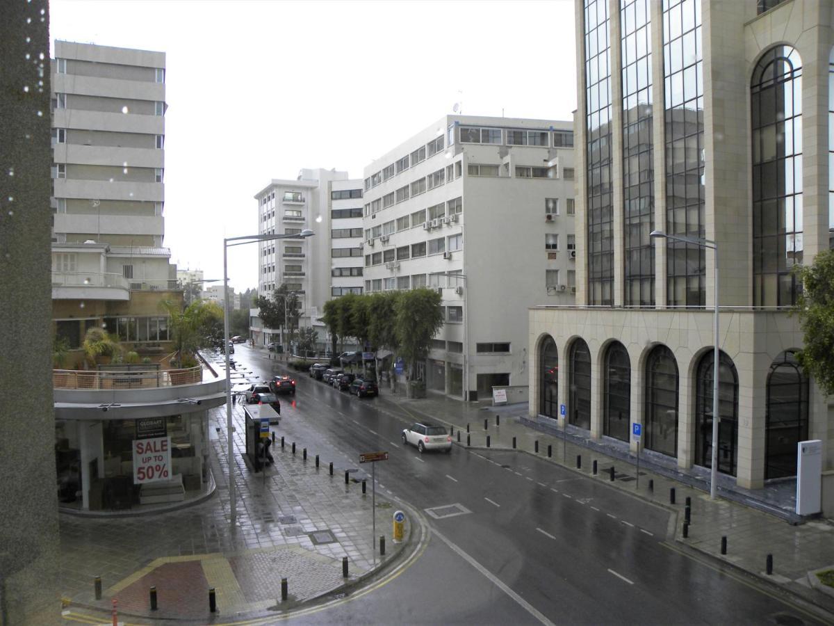 Skin Suites-Luxury Living Nicosia Exterior foto