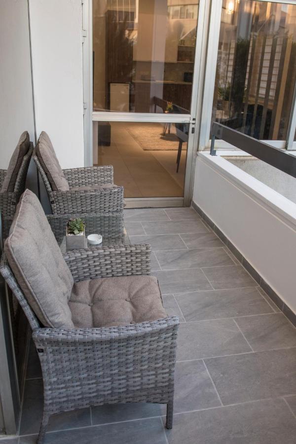Skin Suites-Luxury Living Nicosia Exterior foto